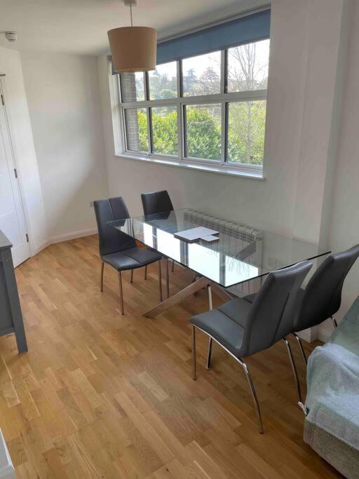 2 Bed City Centre Flat 巴斯 外观 照片